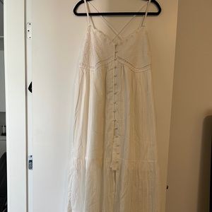 Lulus White Maxi Dress size xl -